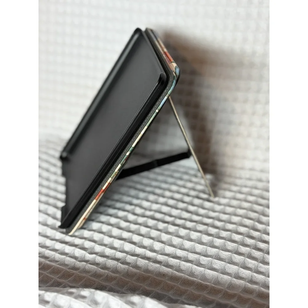 Multicolor Synthetic Leather Stand 11th gen kindle Case with Integrated Stand